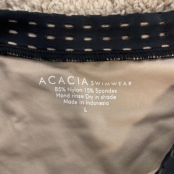 ACACIA (L) Black Mesh One Piece - Picture 2 of 3